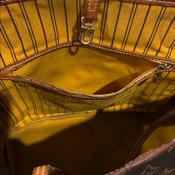 Louis Vuitton 2007 Neverfull GM Dark Brown Monogram Tote. PRE OWNED Made France - Picture 6 of 16